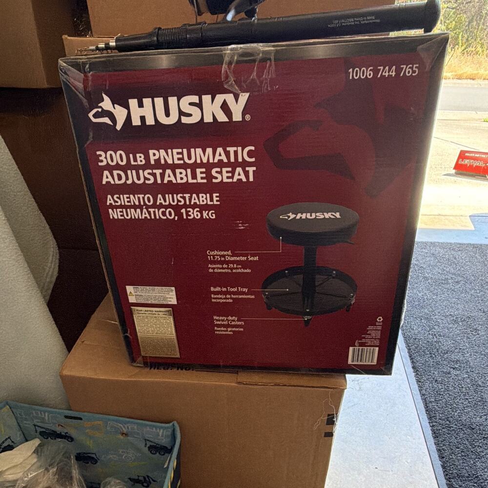 Husky 300 Lb Pneumatic Adjustable Rolling Seat With Tool Tray Underneath